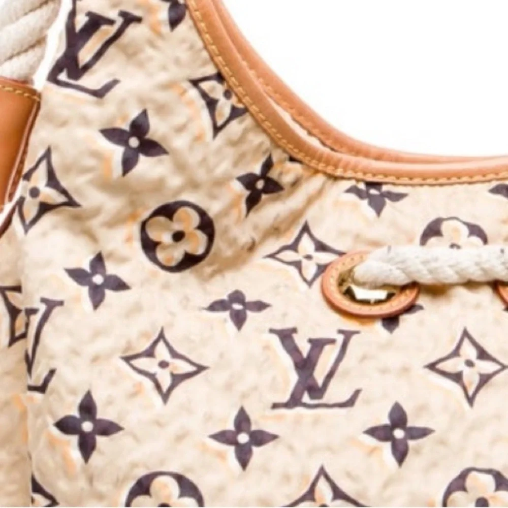 Louis Vuitton RARE Limited Edition Monogram Cruise Bulles MM Bag
